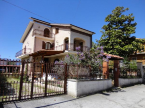 Отель B&B La Magnolia  Сулмона